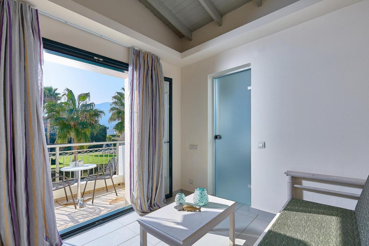 Castello Village Resort Sissi  Ngoại thất bức ảnh